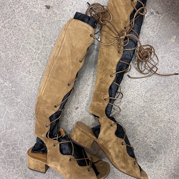 SAINT LAURENT BABIES KNEE HEIGHT GLADITATOR SANDALS - Picture 8 of 13